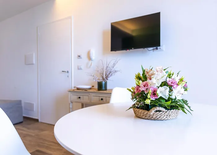 Pascia Villagonia Apartment *